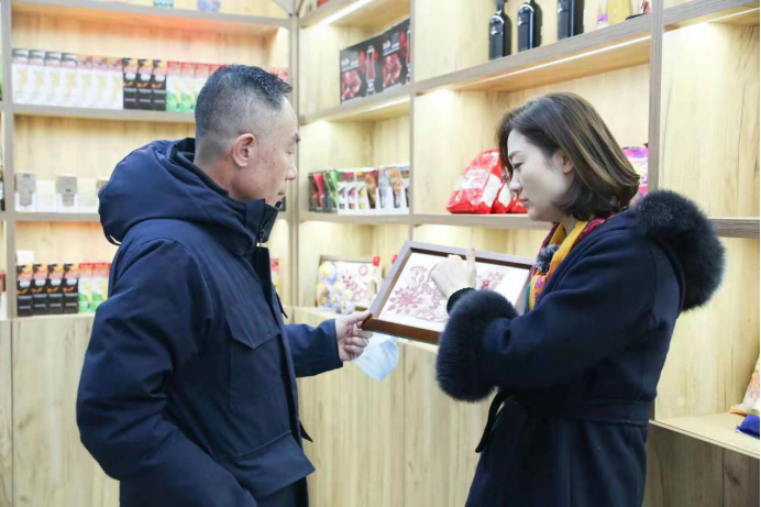 青岛工学院李广原副校长一行赴上合示范区开展校政企合作交流 青岛工学院李广原副校长一行赴上合示范区开展校政企合作交流