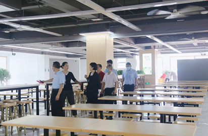 青岛工学院学生生活服务中心盛大开业 青岛工学院学生生活服务中心盛大开业