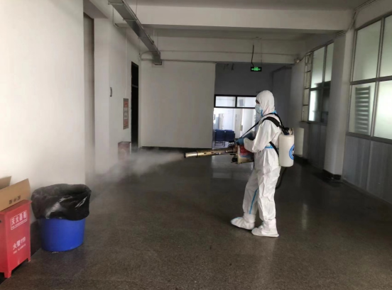 校园消杀筑防线 凝心聚力保安全 ——青岛工学院开展校园全面消杀工作 校园消杀筑防线 凝心聚力保安全 ——青岛工学院开展校园全面消杀工作