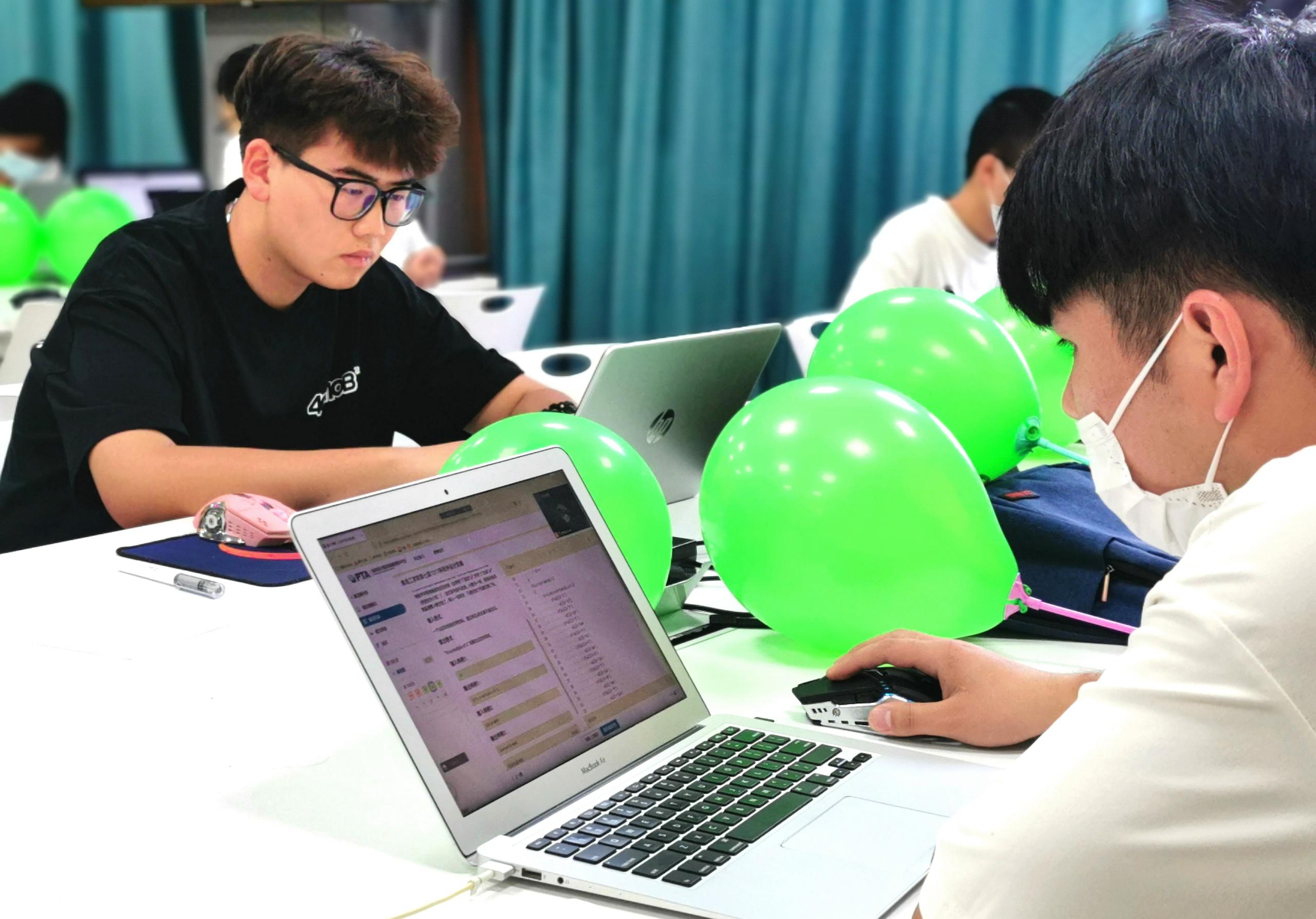 青岛工学院第七届1317杯程序设计大赛圆满结束 青岛工学院第七届1317杯程序设计大赛圆满结束
