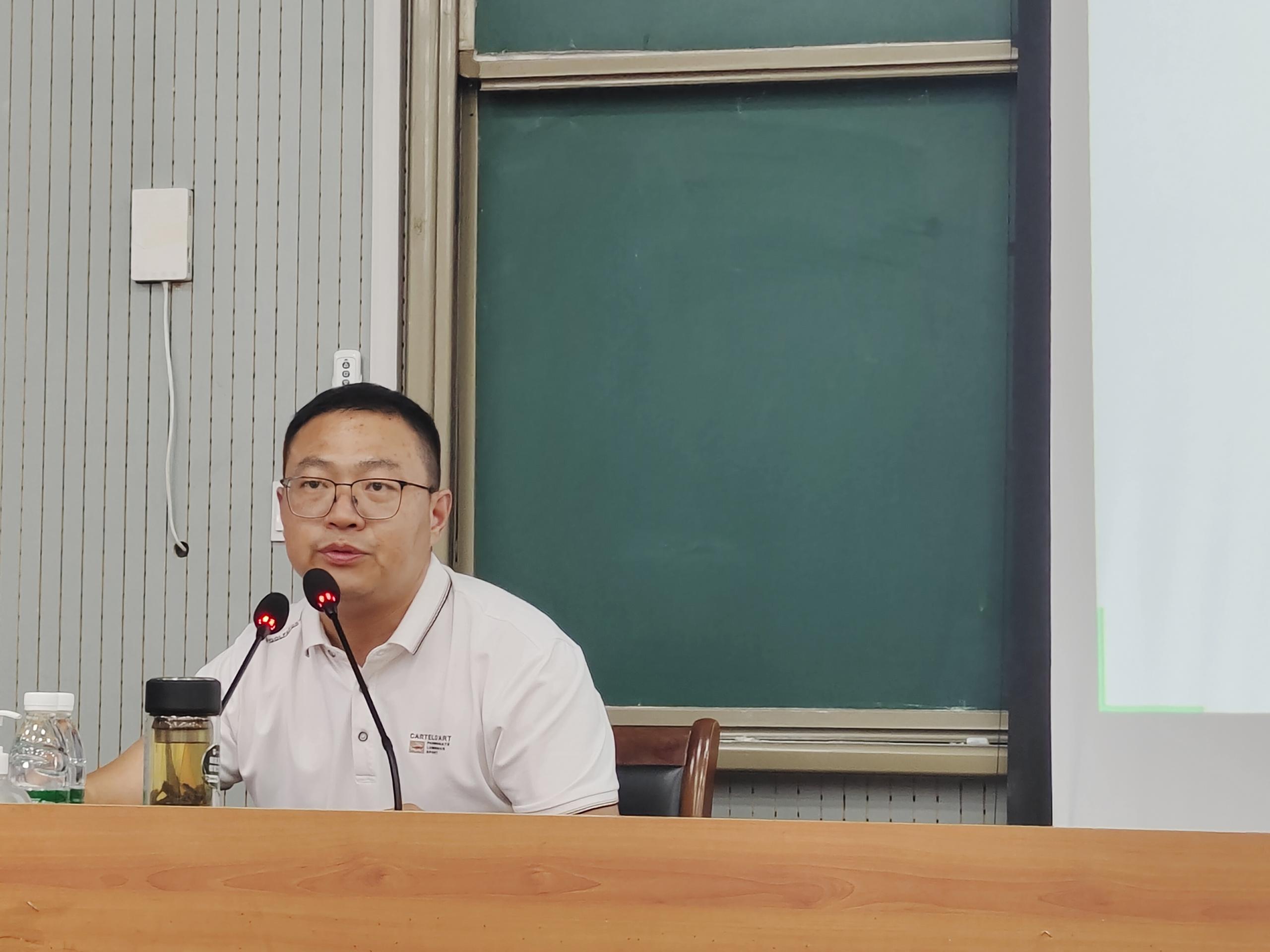专家教授讲座系列-名师指路,事半功倍青岛工学院2023-2024学年第一学期全体教职工讲座 专家教授讲座系列-名师指路,事半功倍青岛工学院2023-2024学年第一学期全体教职工讲座