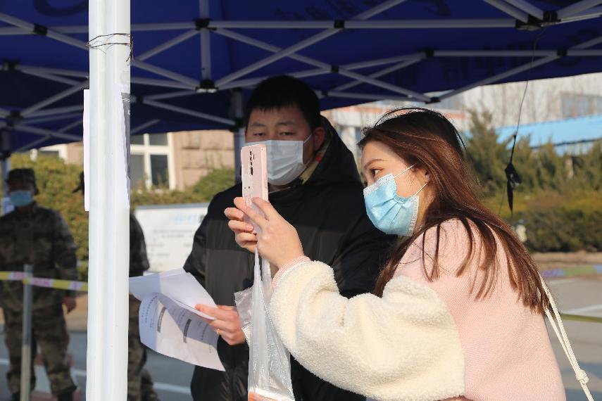 青岛工学院迎来3361名省外学生返校 青岛工学院迎来3361名省外学生返校