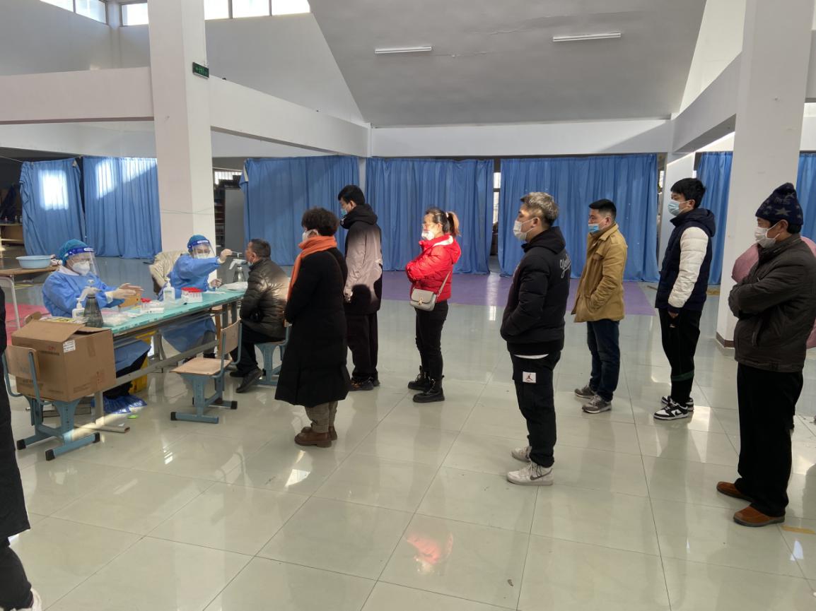 后勤服务中心完成开学初工勤人员核酸检测工作 后勤服务中心完成开学初工勤人员核酸检测工作