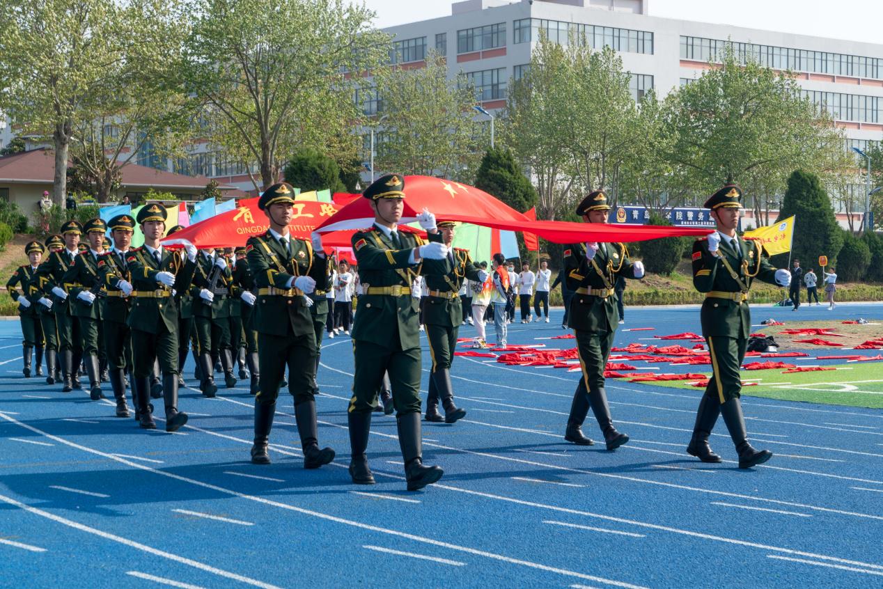 迈步赛场,青春飞扬——青岛工学院举办2023年春季田径运动会 迈步赛场,青春飞扬——青岛工学院举办2023年春季田径运动会
