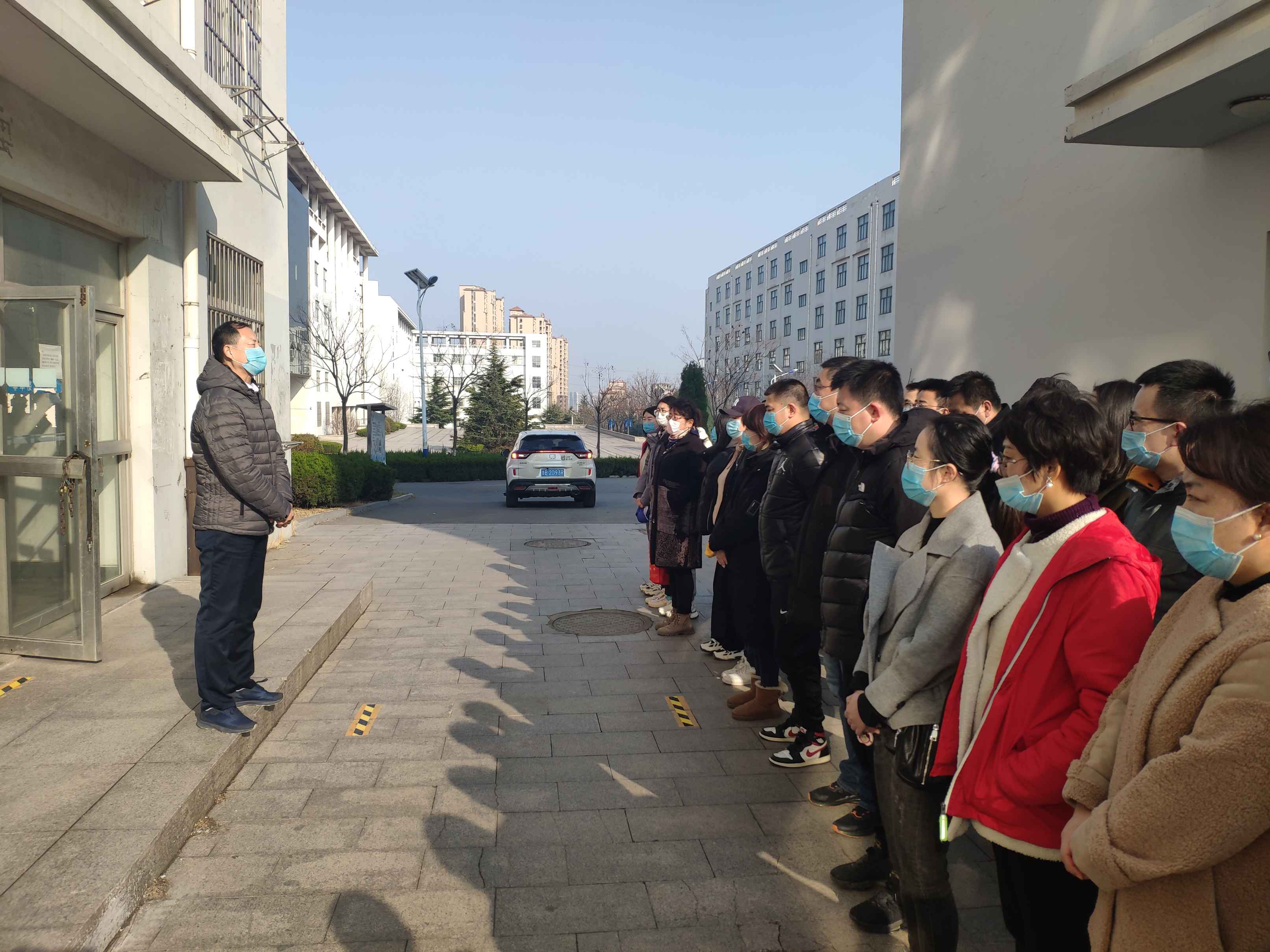 青岛工学院学生处组织全体学生工作人员开展疫情防控应急演练 青岛工学院学生处组织全体学生工作人员开展疫情防控应急演练